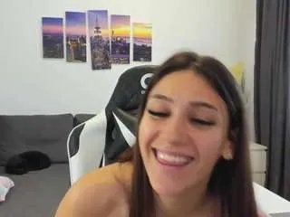 kimi-ivy on CamSoda 