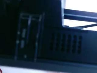 kinkyhousewifee on CamSoda 