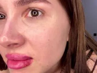 Offline krystynaporch on CamSoda