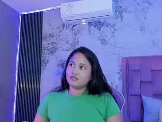 laly-cherry on CamSoda 