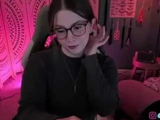 lila-ellis on CamSoda 