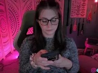 lila-ellis on CamSoda 