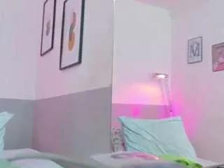 lilaagracee on CamSoda 