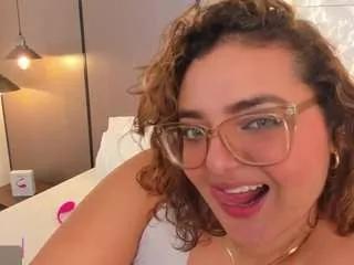 lilly-ass on CamSoda 