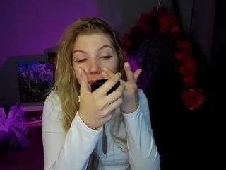 lilywilliamss on CamSoda 