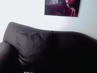 little-mommy on CamSoda 