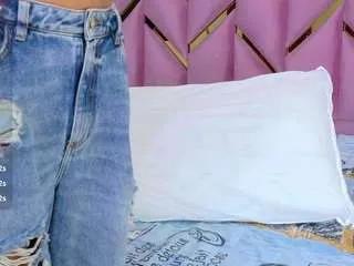 littleissues on CamSoda 