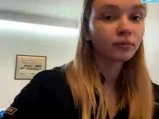 Offline lucieyamamoto on CamSoda