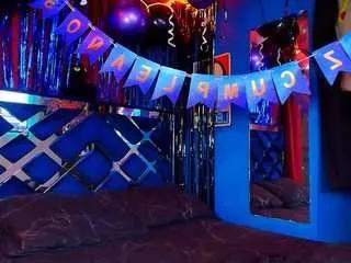 luke-howland — show dick hard [Multi Goal]