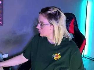 maaad-maxxx on CamSoda 