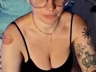 maaad-maxxx on CamSoda 