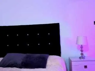 Offline megan-do-santos on CamSoda