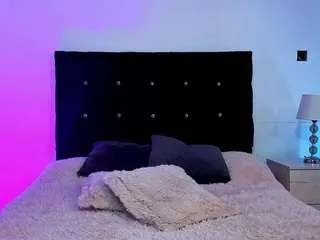 Offline megan-do-santos on CamSoda