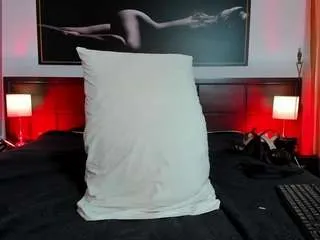 Private miamarin-hot on CamSoda