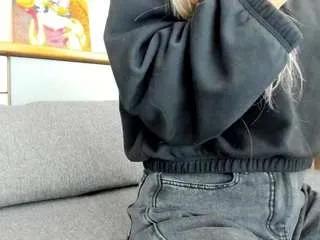 miss-bblonde1 on CamSoda 