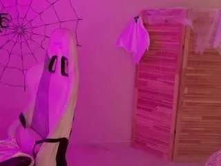 missmiamurr — tittyfuck dildo [199 tokens remaining]