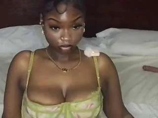 mmoore1022 — SHY GIRL ALONE, SHOW MY BIG TITS BABY [250 tokens remaining]