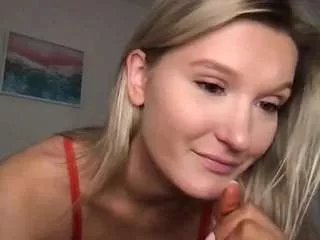 nancy-babe20 on CamSoda 