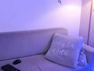 Offline orianasimons on CamSoda
