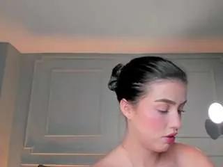 paulinasantos — I really feel horny today, would u help me with that?/ IG: @paulinasantos_98 // Goal: Fingering wet [399 tokens remaining]