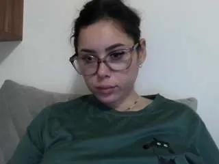 prettyjulliette — masturbate cum [475 tokens remaining]