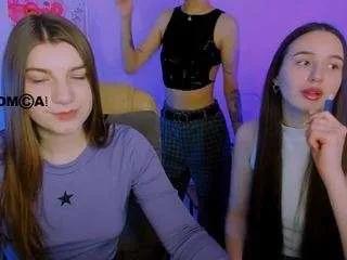 pure-radiance — doggy pose [111 tokens remaining]