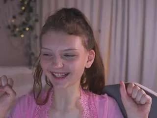 queeniegrindell on CamSoda 