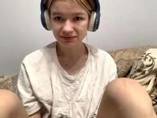 rosinamcwhirter — Lick my plump lips closely [15 tokens remaining]