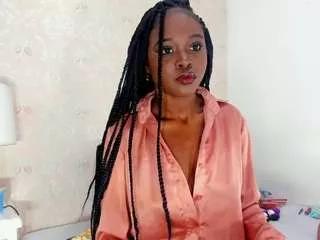 saraa-colliins on CamSoda 