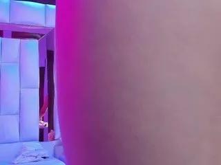 sarahgrey18 on CamSoda 