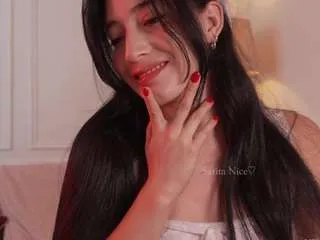 Offline saritanice on CamSoda