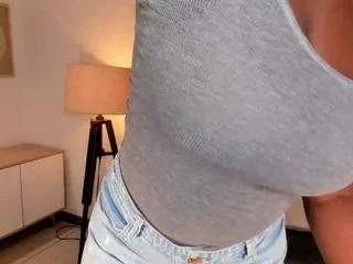 savannahstorm on CamSoda 