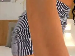 Offline scarletheex on CamSoda