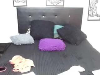 shanttal0272 — naked and pussy masturbation [495 tokens remaining]