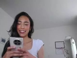 unknowngiirl on CamSoda 