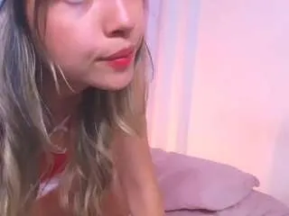 Offline vaiolet-rose on CamSoda