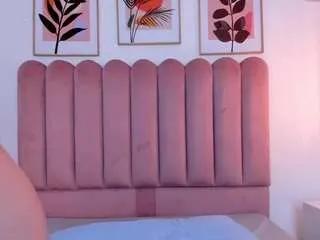 yayisvega on CamSoda 