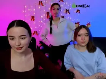 Offline _mila_fire on Chaturbate