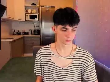 aaron_bang on Chaturbate 