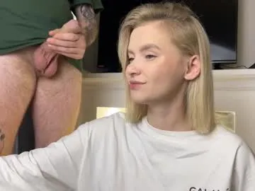 Offline adele_nick2202 on Chaturbate