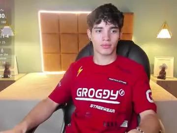 alejootwink — Let's have fun and make me explode with vibrations  #bigcock #twink #new #lovense #feet [777 tokens remaining]