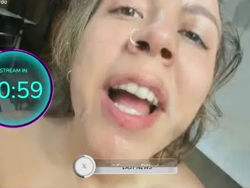 Offline alondra_on_fire on Chaturbate