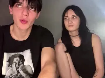 Offline altycouple on Chaturbate