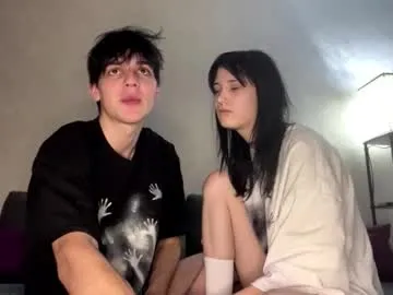 Offline altycouple on Chaturbate