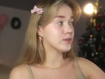 Offline aluntick on Chaturbate