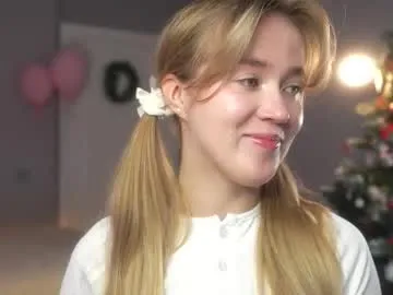 Offline aluntick on Chaturbate