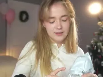 Offline aluntick on Chaturbate