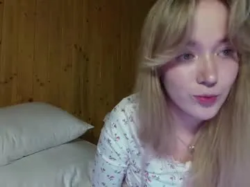 Offline aluntick on Chaturbate