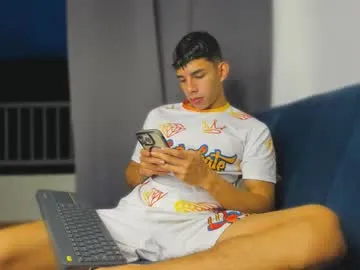 Offline andrew_twink18 on Chaturbate