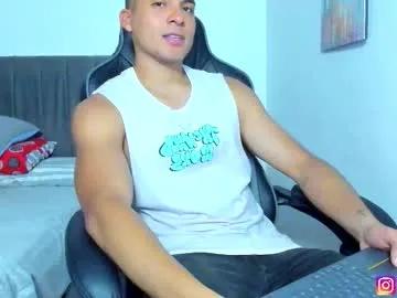 andy_walker_ — Remove shirt and biceps lick [180 tokens left] Enjoy my show, let's all warm up together! #cum #private #young #muscle #bigcock